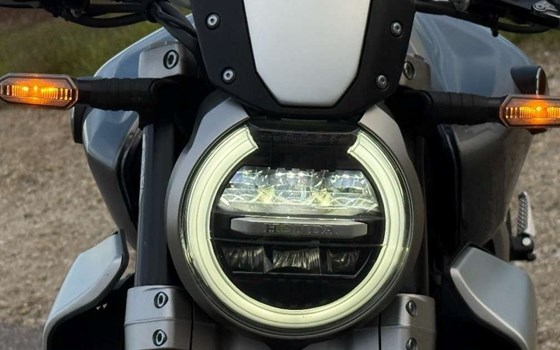 Gebrauchtmotorrad Honda CB 1000 R - Bild 13