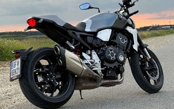 Gebrauchtmotorrad Honda CB 1000 R - Bild 2
