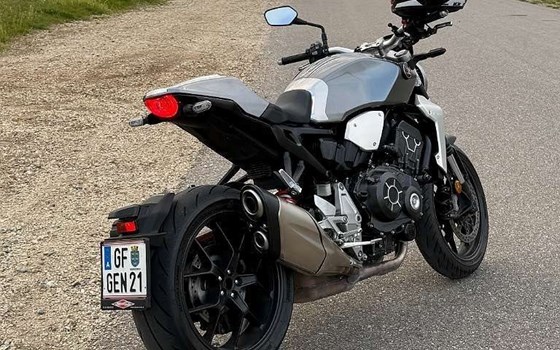 Gebrauchtmotorrad Honda CB 1000 R - Bild 20