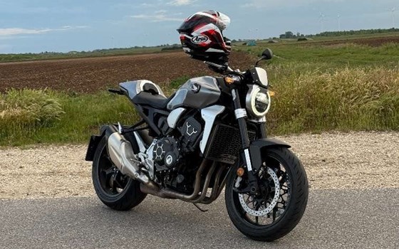 Gebrauchtmotorrad Honda CB 1000 R - Bild 3