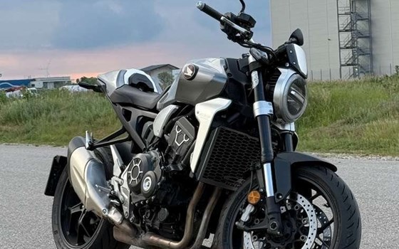 Gebrauchtmotorrad Honda CB 1000 R - Bild 9