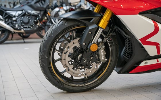 Neufahrzeug Mash Cafe Racer 125 Silver Edition - Bild 13