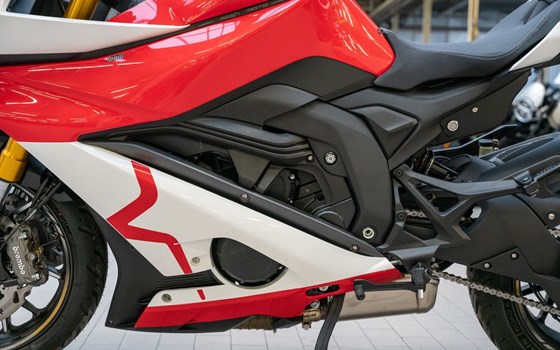 Neufahrzeug Mash Cafe Racer 125 Silver Edition - Bild 14