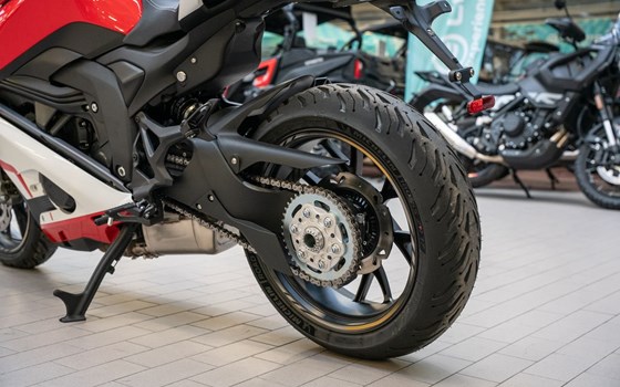 Neufahrzeug Mash Cafe Racer 125 Silver Edition - Bild 15