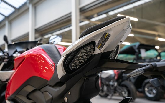 Neufahrzeug Mash Cafe Racer 125 Silver Edition - Bild 16