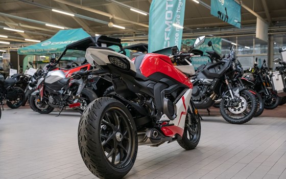 Neufahrzeug Mash Cafe Racer 125 Silver Edition - Bild 3