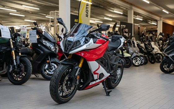 Neufahrzeug Mash Cafe Racer 125 Silver Edition - Bild 5