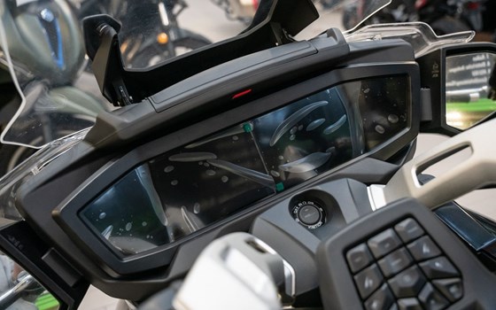 Neufahrzeug Mash Cafe Racer 125 Silver Edition - Bild 11