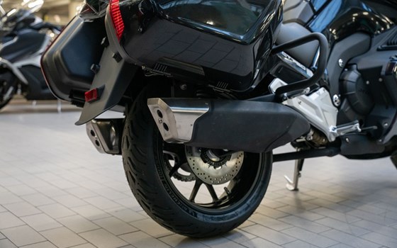 Neufahrzeug Mash Cafe Racer 125 Silver Edition - Bild 16