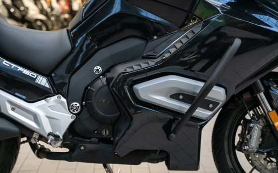 Neufahrzeug Mash Cafe Racer 125 Silver Edition - Bild 18