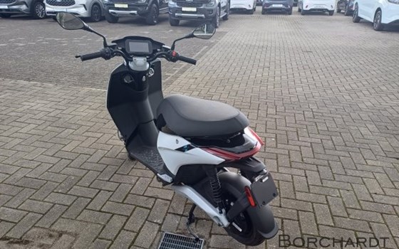 Neufahrzeug Piaggio 1 + - Bild 7