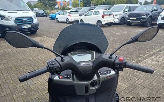 Neufahrzeug Piaggio MP3 310 - Bild 11