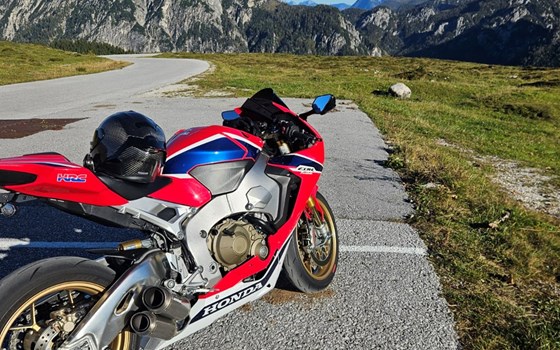 Gebrauchtmotorrad Honda CBR1000RR Fireblade SP - Bild 2