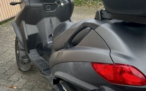 Gebrauchtmotorrad Piaggio MP3 500 hpe Business - Bild 1