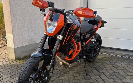 Gebrauchtmotorrad KTM 690 Duke - Bild 6