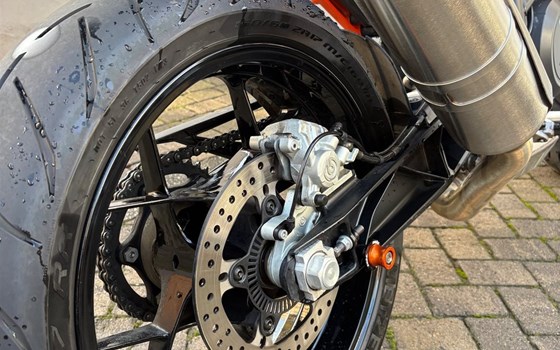 Gebrauchtmotorrad KTM 690 Duke - Bild 7