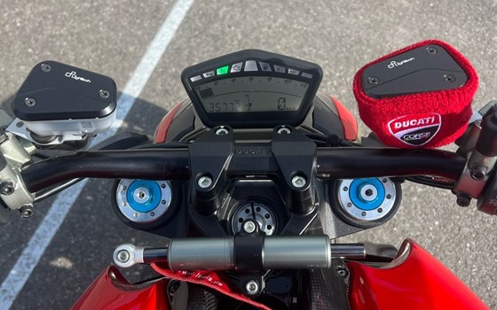 Gebrauchtmotorrad Ducati Streetfighter S - Bild 6