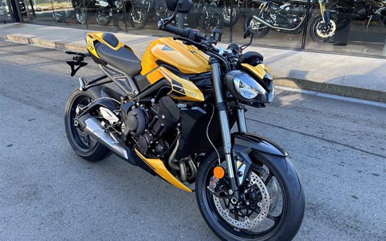 Neufahrzeug Triumph Street Triple 765 RS - Bild 1