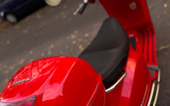 Gebrauchtmotorrad Vespa LX 125 i.e - Bild 4