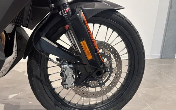 Gebrauchtmotorrad KTM 890 Adventure - Bild 4