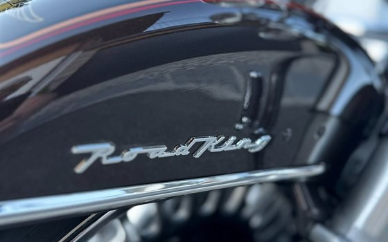 Gebrauchtmotorrad Harley-Davidson Road King Custom FLHRSI - Bild 12