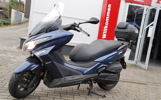 Gebrauchtmotorrad Kymco X-Town 300 ABS - Bild 7