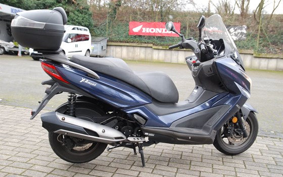 Gebrauchtmotorrad Kymco X-Town 300 ABS - Bild 3
