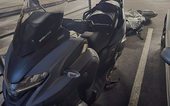 Gebrauchtmotorrad Yamaha Tricity 300 - Bild 2