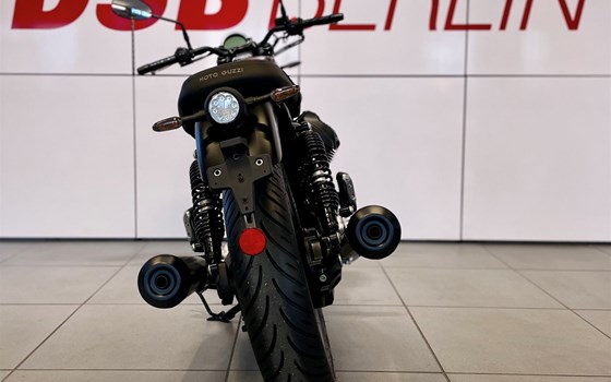 Neufahrzeug Moto Guzzi V7 Stone - Bild 16