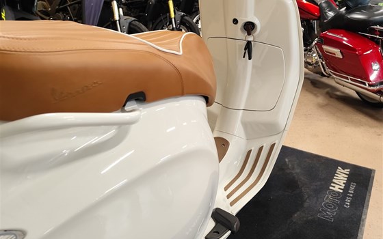 Gebrauchtmotorrad Vespa Sprint 125 S - Bild 3