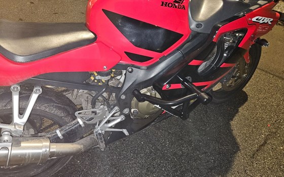 Gebrauchtmotorrad Honda CBR 600 F Sport - Bild 3