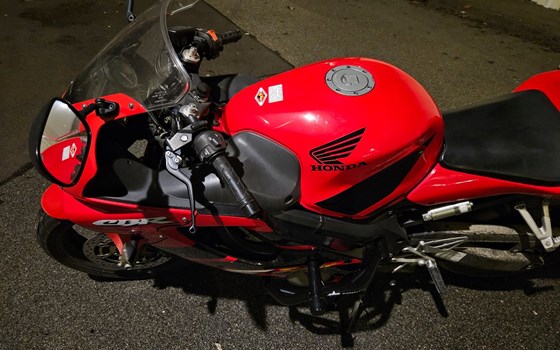 Gebrauchtmotorrad Honda CBR 600 F Sport - Bild 8