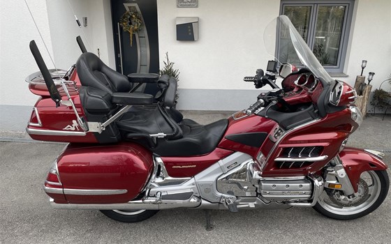 Gebrauchtmotorrad Honda GL 1800 Goldwing - Bild 2
