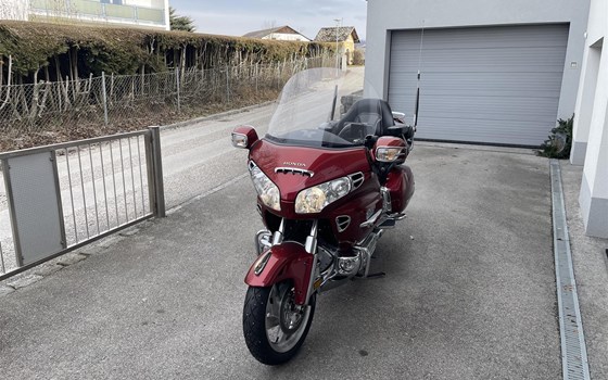 Gebrauchtmotorrad Honda GL 1800 Goldwing - Bild 4