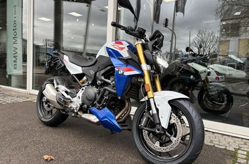 BMW F 900 R
