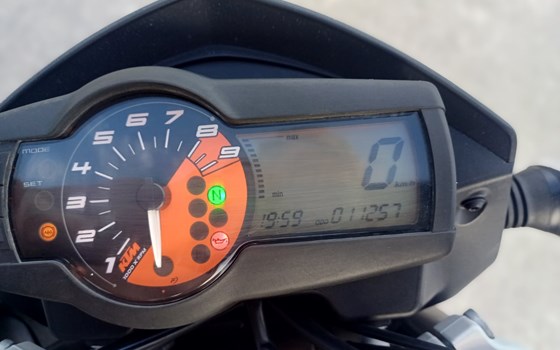 Gebrauchtmotorrad KTM 690 Duke - Bild 8
