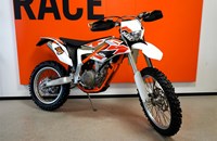 Enduros mit niedriger Sitzhöhe