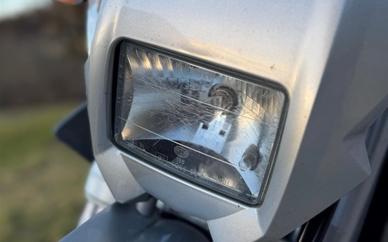 Gebrauchtmotorrad KTM 640 LC4 Supermoto - Bild 16