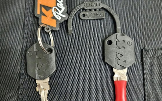 Gebrauchtmotorrad KTM 640 LC4 Supermoto - Bild 19