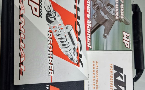 Gebrauchtmotorrad KTM 640 LC4 Supermoto - Bild 20