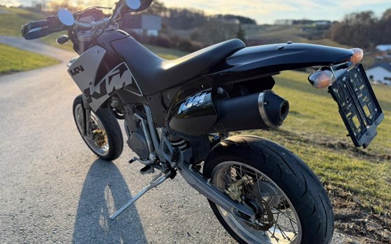 Gebrauchtmotorrad KTM 640 LC4 Supermoto - Bild 3