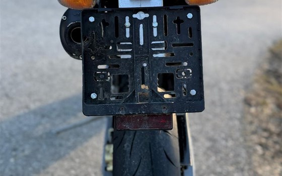 Gebrauchtmotorrad KTM 640 LC4 Supermoto - Bild 4