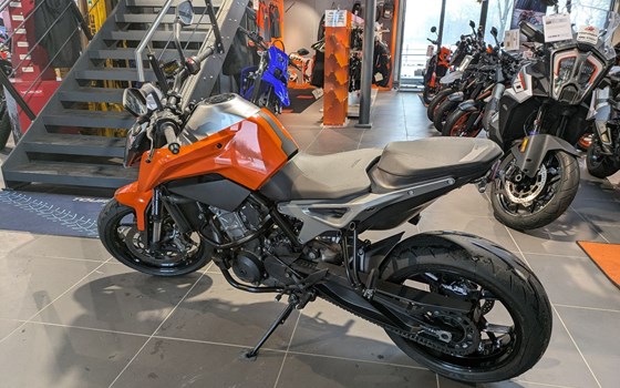 Gebrauchtmotorrad KTM 790 Duke - Bild 3