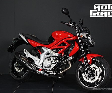 Gebrauchtmotorrad Suzuki SFV 650 Gladius