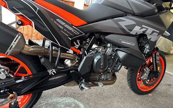 Gebrauchtmotorrad KTM 890 SMT - Bild 8