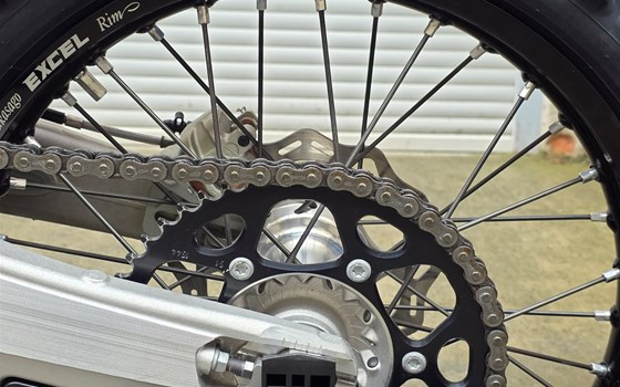 Gebrauchtmotorrad KTM 125 SX - Bild 10