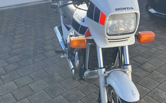 Gebrauchtmotorrad Honda CX650E - Bild 1