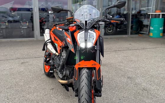 Gebrauchtmotorrad KTM 890 Duke GP - Bild 2