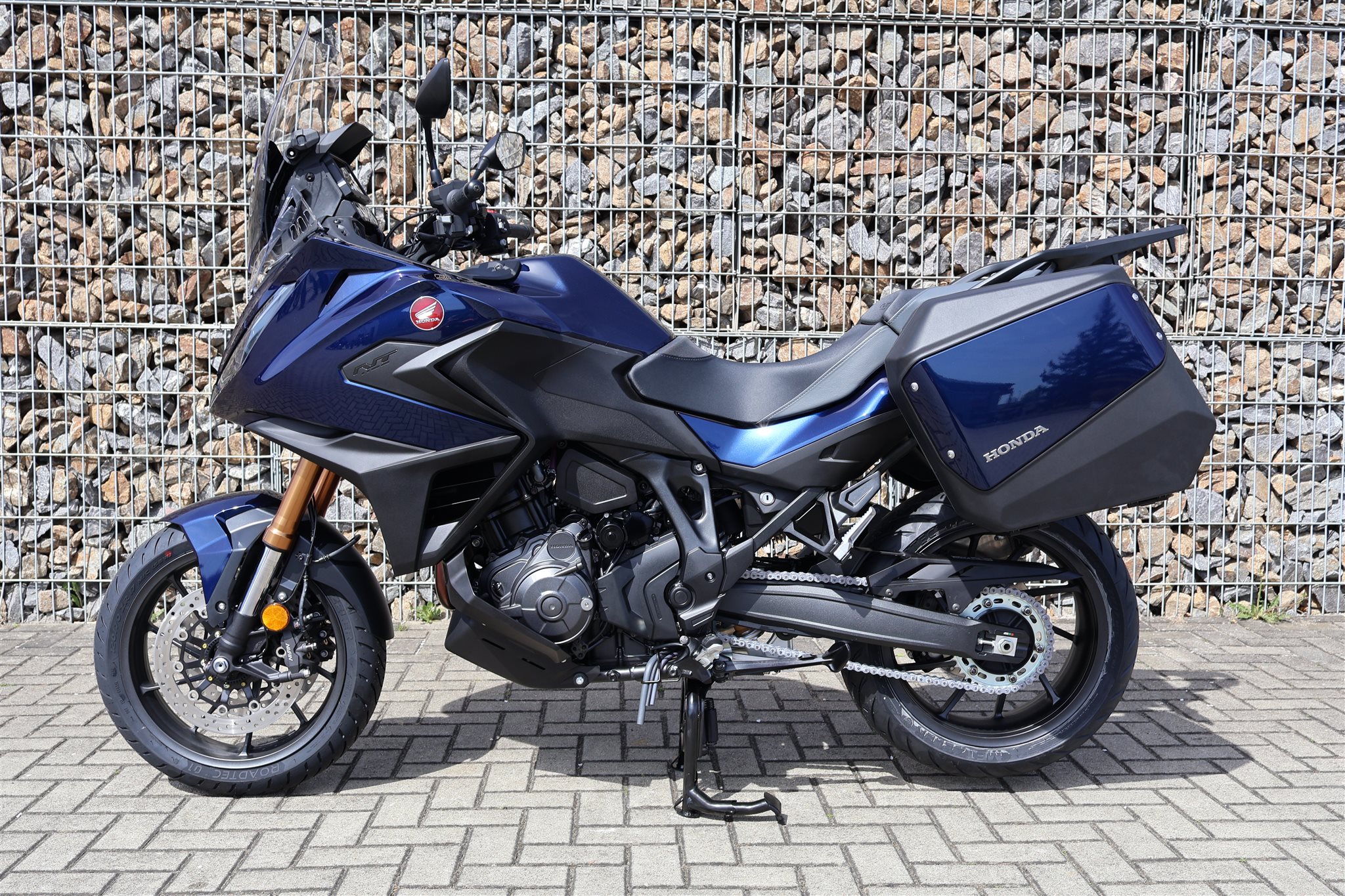 Honda NT1100 DCT Electronic Suspension