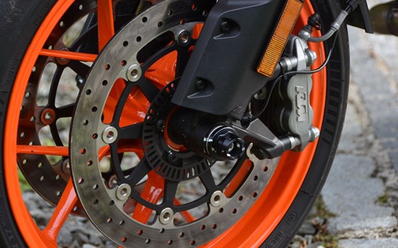 Gebrauchtmotorrad KTM 890 SMT - Bild 16